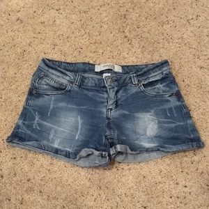 Charlotte Russe demin shorts size 2